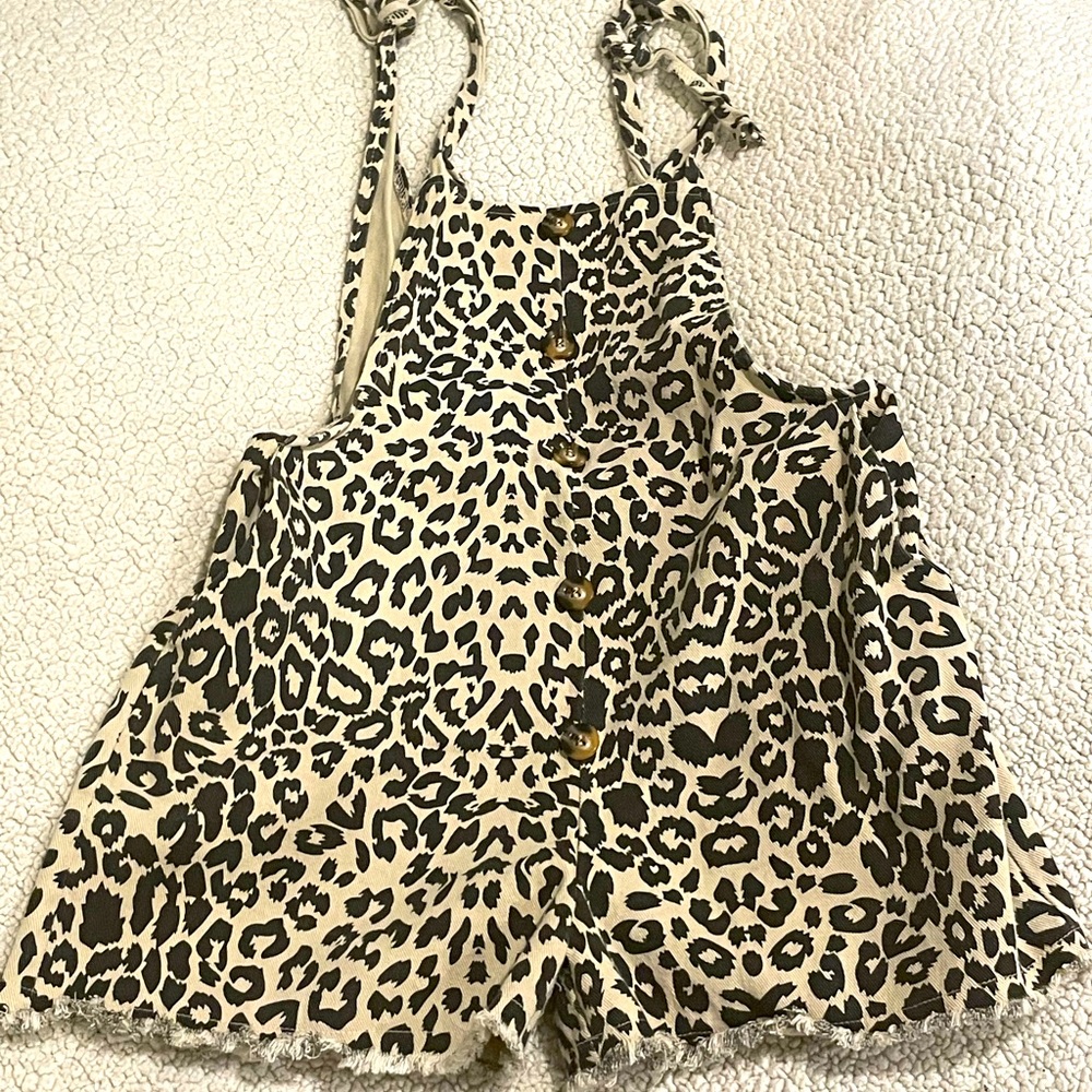 Leopard print overalls